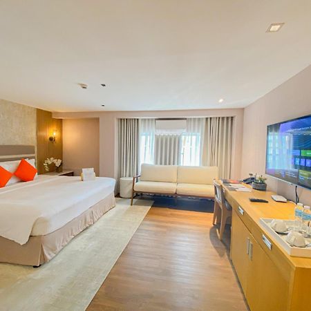 Hotel St. Ellis Legazpi Exterior photo